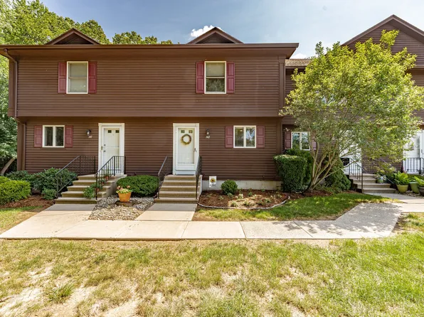 142 Candlewood Drive #142, Enfield, CT 06082