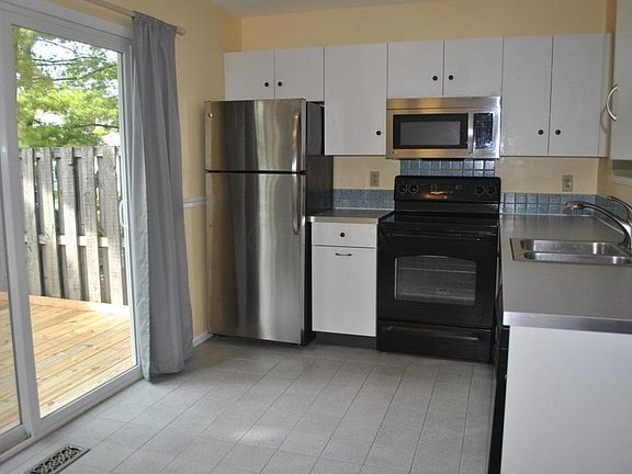 4th image of 845 Pine Way Dr