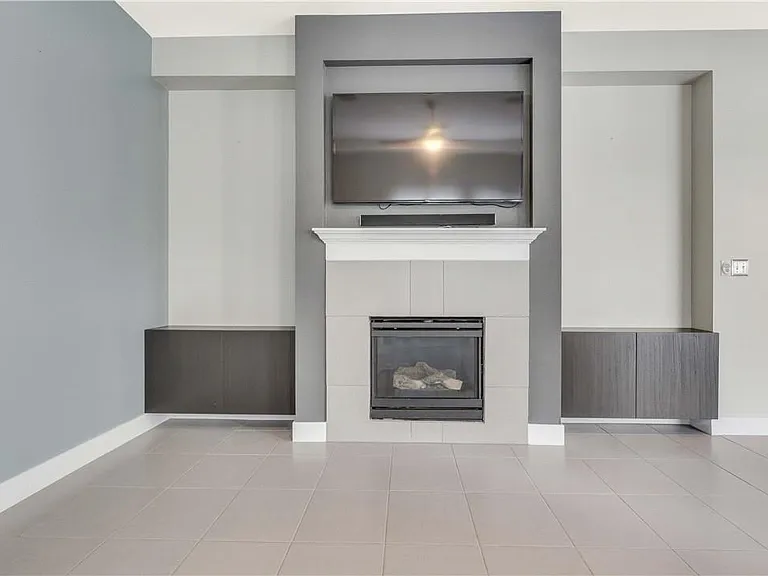 309 W Jeffrey David Ln — Photo 7