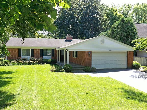 5th image of 433 W Sheridan Pl