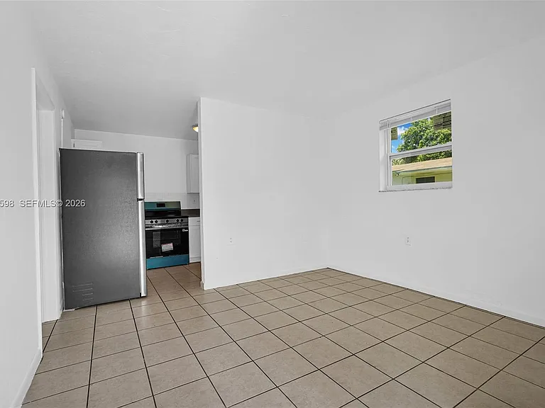 577 NW 90th St #6 — Photo 13