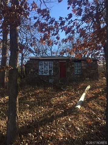 2nd image of 5835 Valley Rd