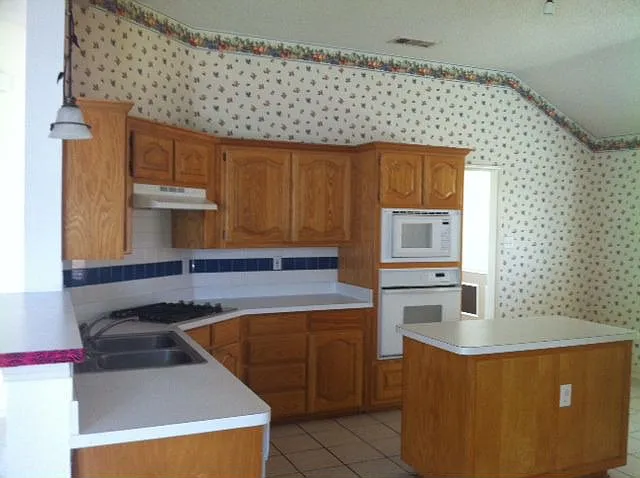 745 Bethany Creek Blvd — Photo 3