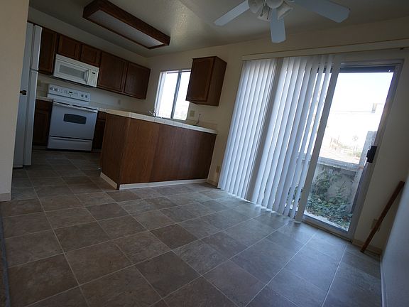 2nd image of 4260 Jewell St