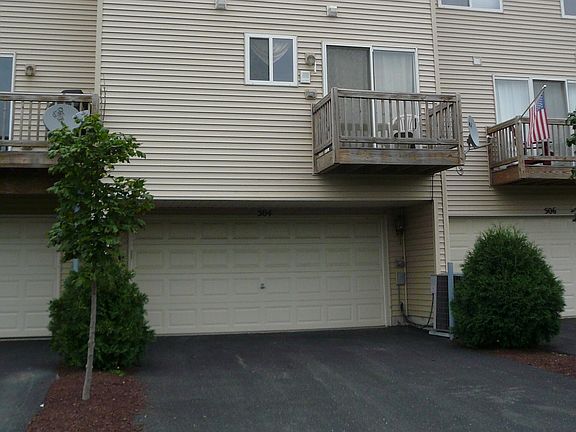 3rd image of 504 Lincoln Station Dr