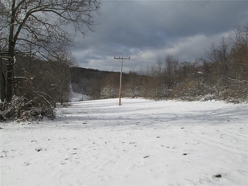 2nd image of 384 Red Mill Rd