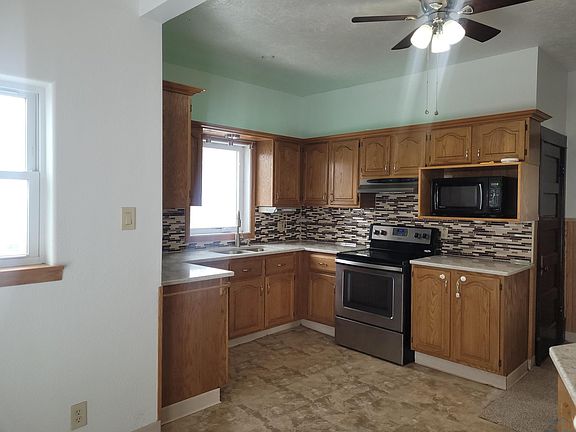 3rd image of 5418 6th Ave