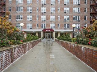 4 Sadore Lane #3E, Yonkers, NY 10710