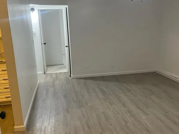 3038 N Vagedes Ave APT 4, Fresno, CA 93705