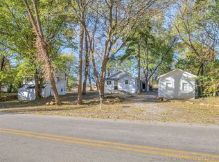 7111 W Cameron St, Tulsa, OK 74127