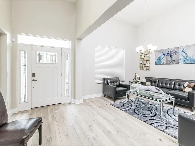 5816 Little River Dr — Photo 3