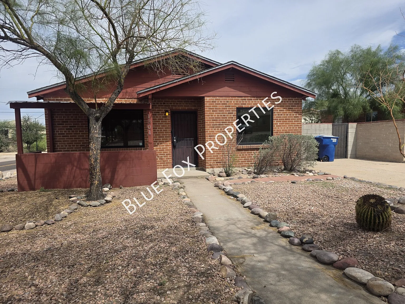 1301 E Lee Street — Photo 1
