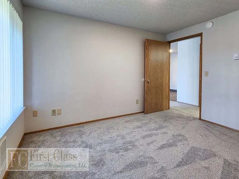 4788 SW Murray Blvd — Photo 11