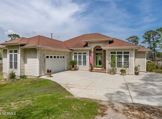 177 Moseley Creek Rd, Hubert, NC 28539