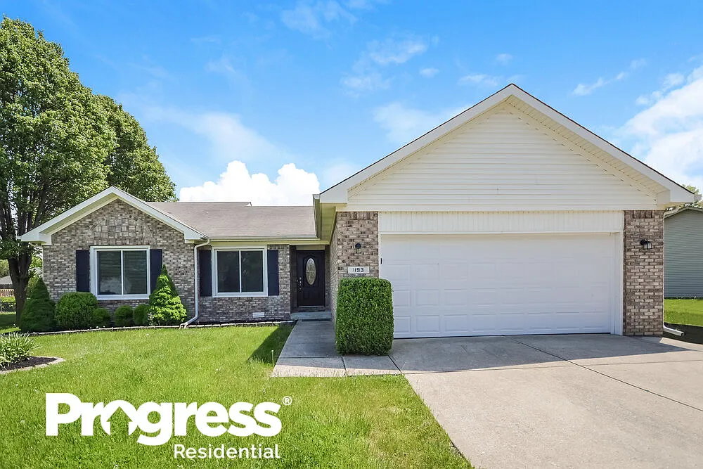 1193 Autumn Dr photo 1