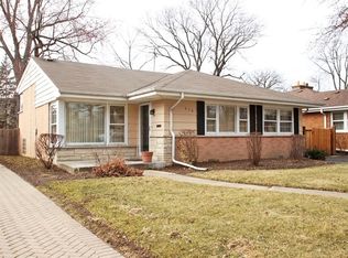 638 Park Plaine Ave, Park Ridge, IL 60068