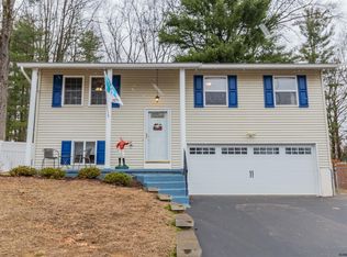 6 Curt Blvd, Saratoga Springs, NY 12866