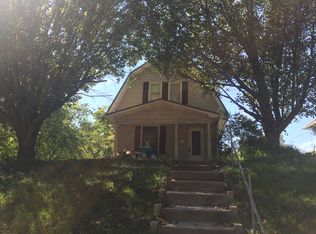 2416 S 16th St, Saint Joseph, MO 64503