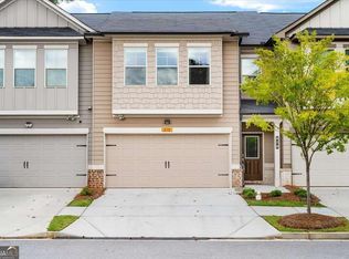 470 Rockfern Ct, Lilburn, GA 30047