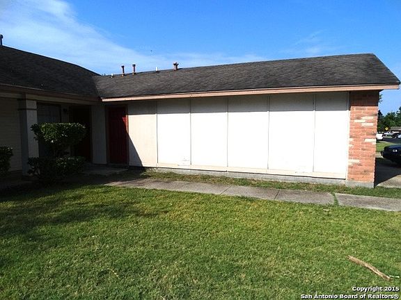 5th image of 5242 Gawain Dr