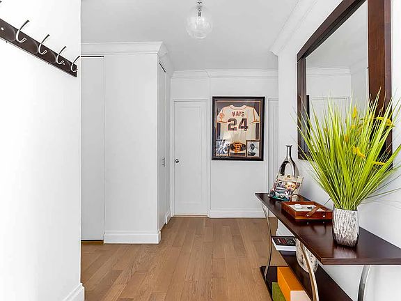 5th image of 400 E 54th St APT 14C