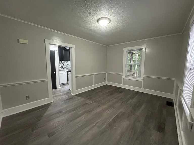 433 Ohio Ave — Photo 10