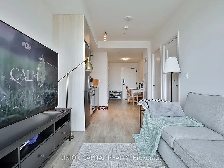 70 Princess St #1806E — Photo 8