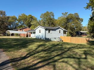 142 Circle Dr, Fayetteville, TN 37334