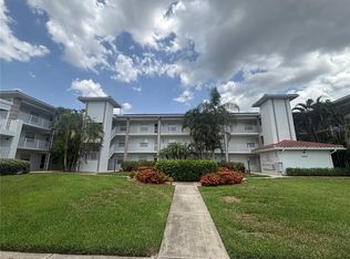 6507 Stone River Rd APT 105, Bradenton, FL 34203