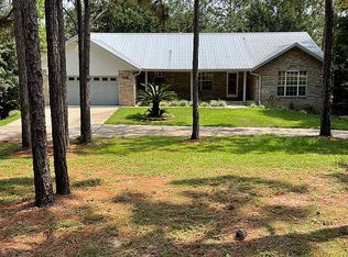 106 Creek Dr, Crestview, FL 32536