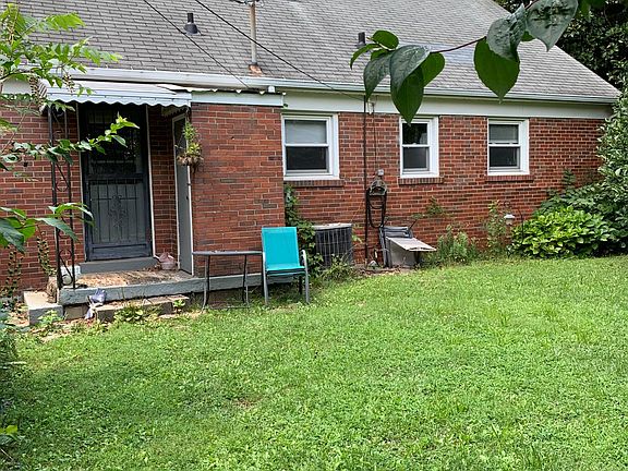 Large fenced back yard