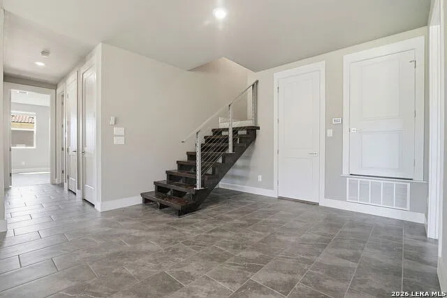 22817 Linwood Rdg — Photo 15