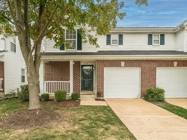1069 Big Bend Crossing Dr, Valley Park, MO 63088