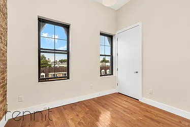 Rented by Rennit Inc.