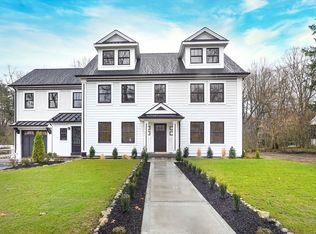 111 Cedar St, Lexington, MA 02421