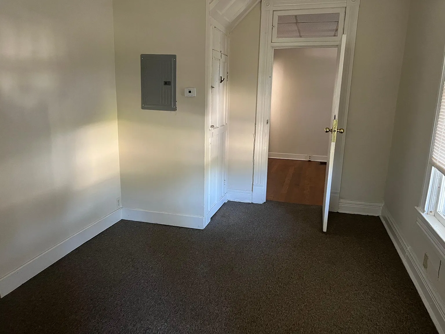 1 bed, 735 sqft, $895 — Photo 2