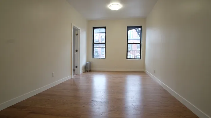 Rented by Link NY Realty | media 22