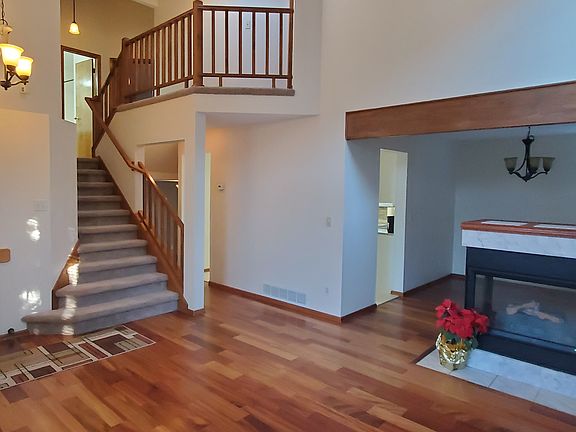 2nd image of 7664 Halleys Dr