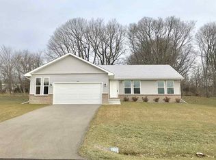 843 Acadia St, Roscoe, IL 61073