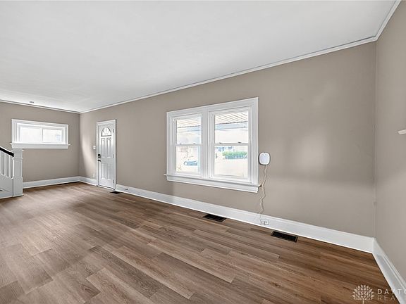 5th image of 2536 Ravenwood Ave