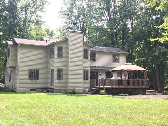 3rd image of 103 Scottsdale Cir