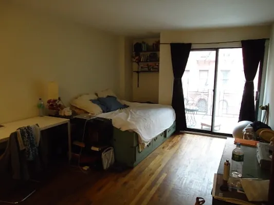 Rented by Village Living Realty | media 17