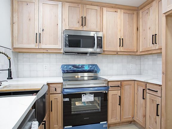 3rd image of 5881 Preston View Blvd APT 151