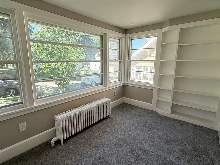 721 Polk Ave — Photo 12