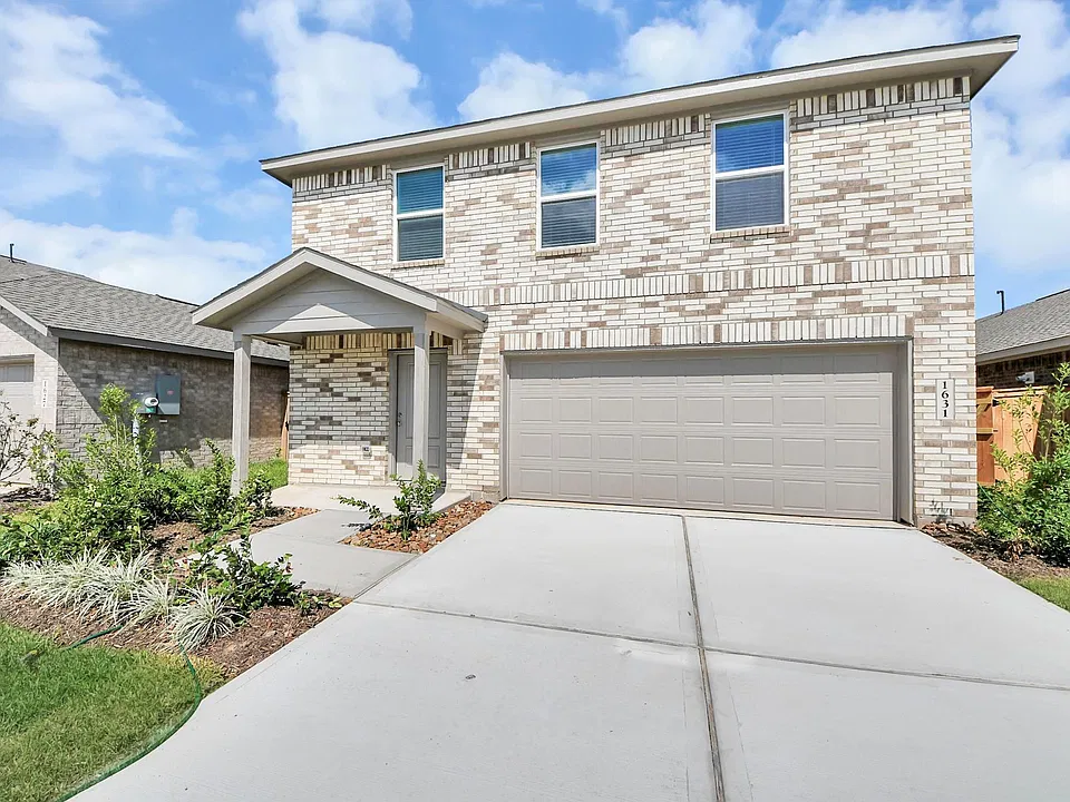 1631 Windrose Bnd