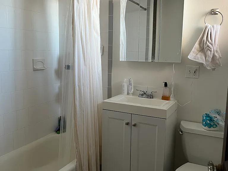 32 Highgate St #2 — Photo 33