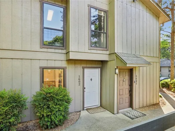 1602 Cumberland Ct SE, Smyrna, GA 30080