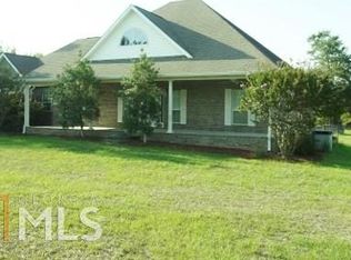 500 McCallum Pl, Lizella, GA 31052