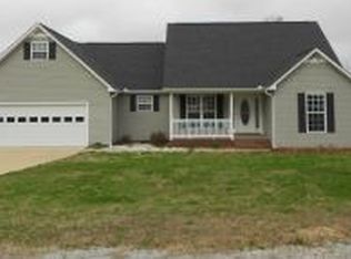 2400 Cedar Ridge Cir, Hokes Bluff, AL 35903