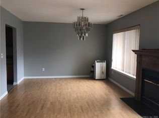 14 Newtown Rd UNIT A17, Danbury, CT 06810